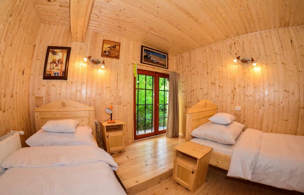 Malom Apartman Derekegyhaz Ngoại thất bức ảnh